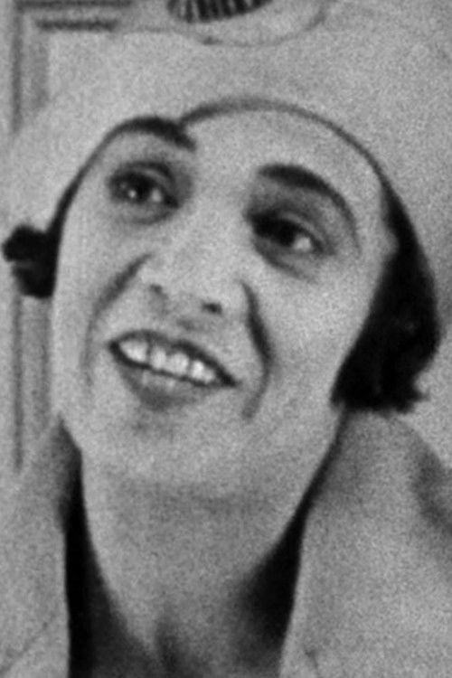 Grace Smith as Liza Hatfield