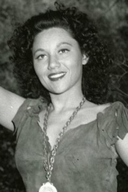 Gloria Dea as Princess Pha