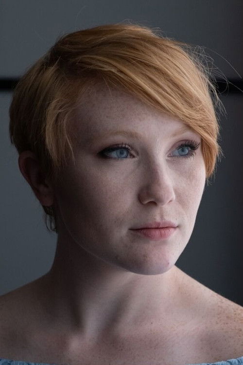 Izzabella Robbins as 