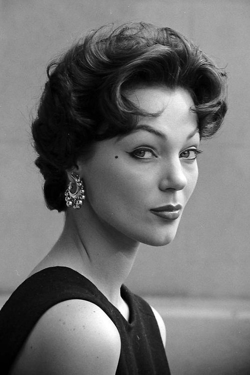 Ivy Nicholson as Girl on Chair