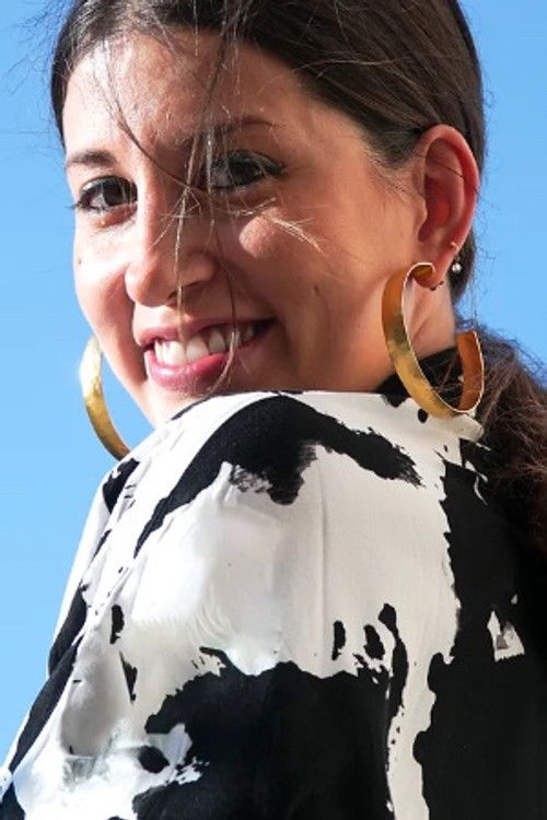 Effie Pappa as Sophia, Narrator