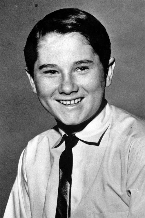 Kevin Corcoran as Hans