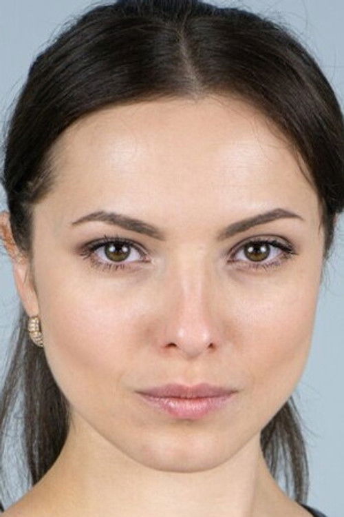 Олена Ларіна as 