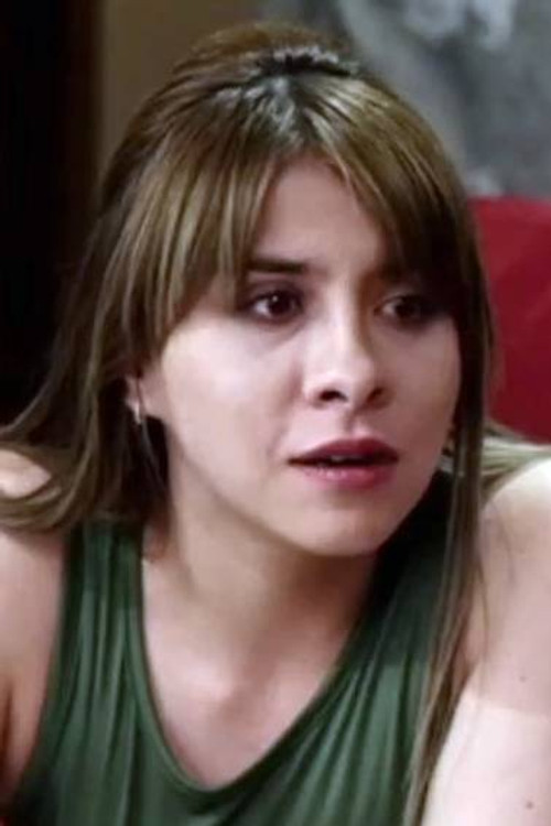 Montserrat Aro as Directora