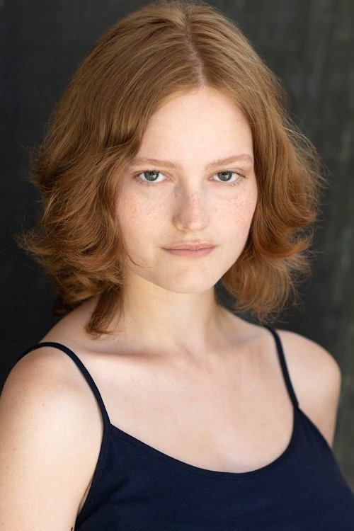 Sparrow Nicole as Amber