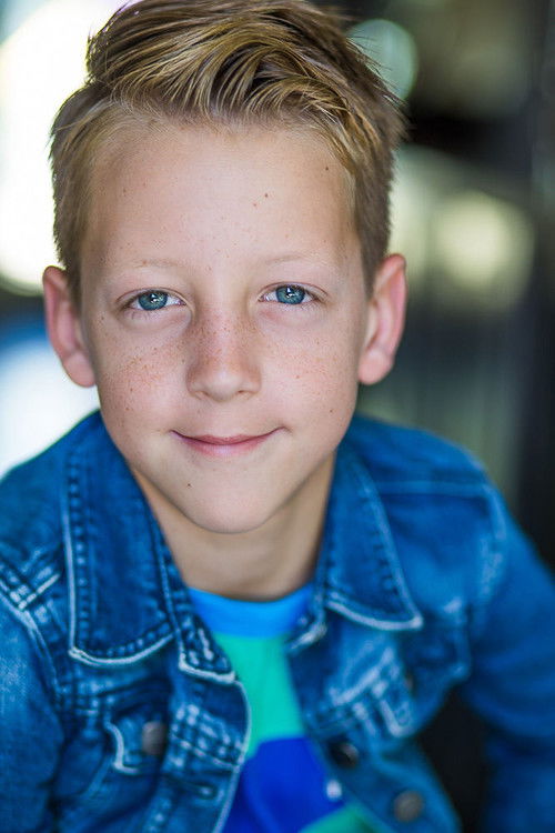 Tanner Swagger as Dale