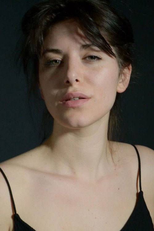 MARTINA AVERNA as SILVIA