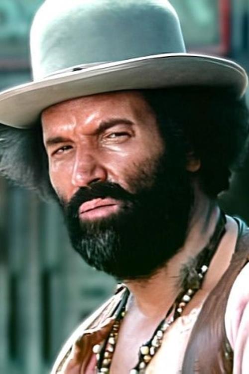 Fernando Bilbao as Duero