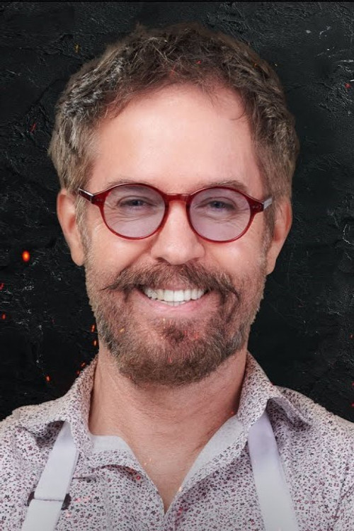 Alejandro Lukini as Host