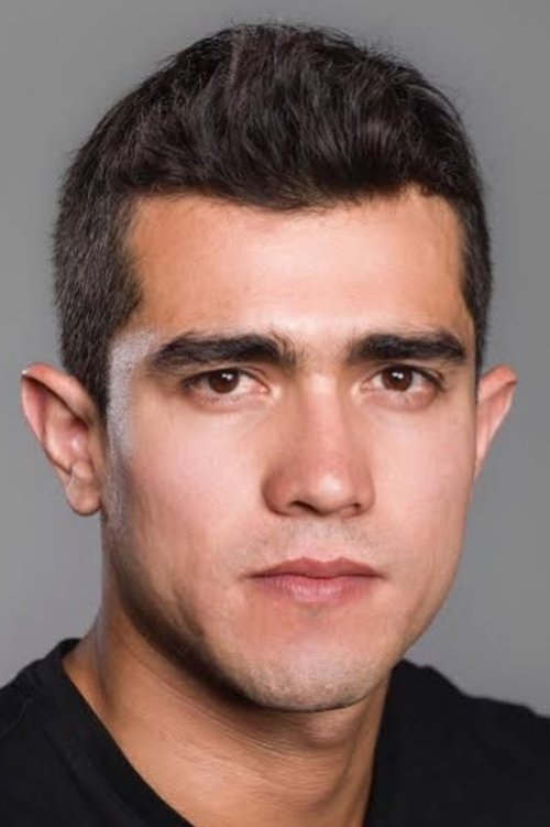 Eugenio Rubio as Él