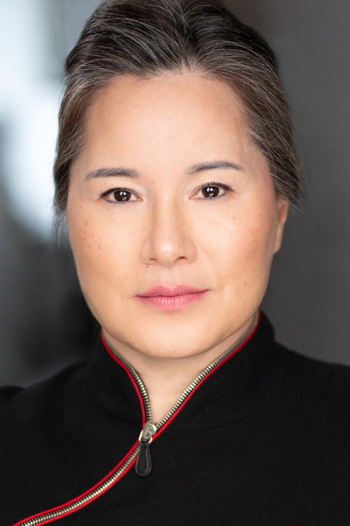 Jenny Zhou as Mom
