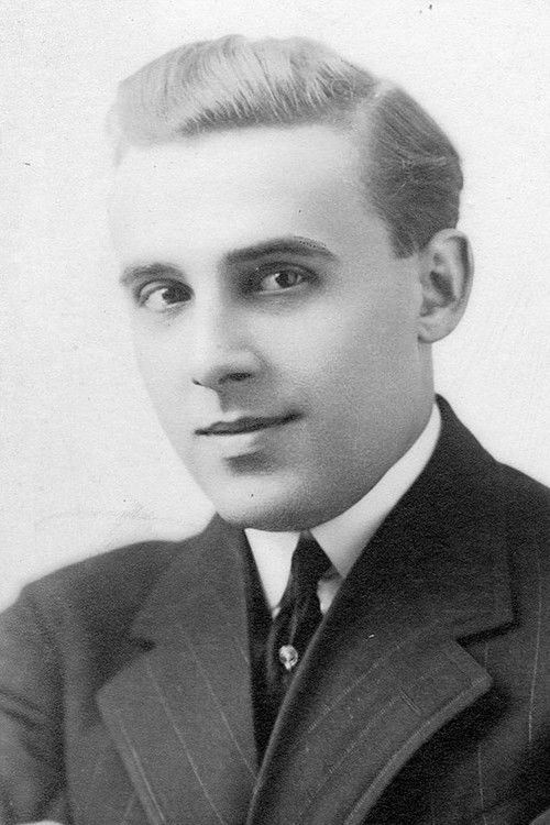 Hugh Dillman as Irving Mason