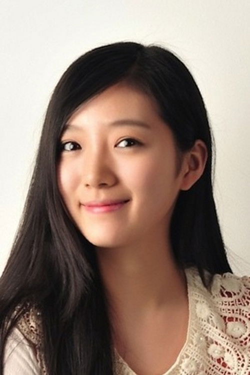 Kim Min-ha as Young Ji-suk