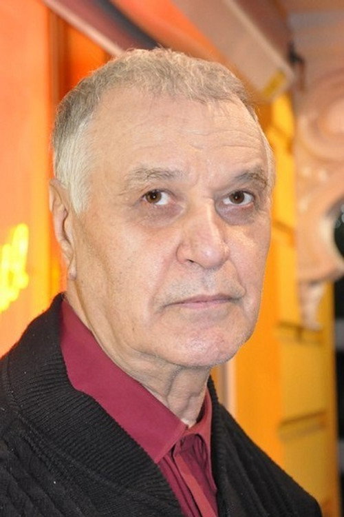 Gennadiy Butrov as эпизод