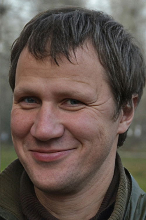 Mikhail Tyazhev as Игрек