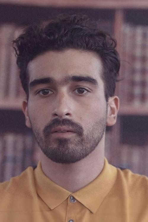 Joel Figueroa as Darwin (voice)