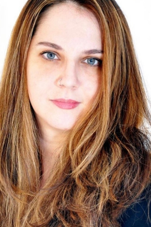 Paula Cicolin as Laurão