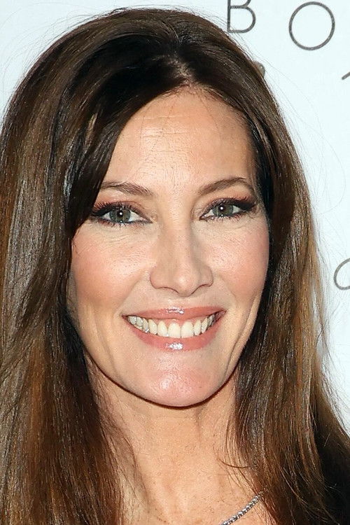 Mareva Galanter as Eva