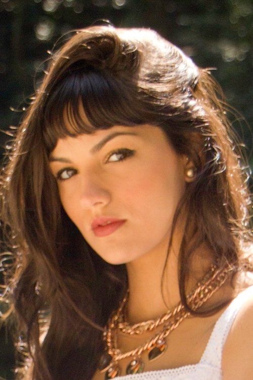 Mariana Cortines as Alexandra