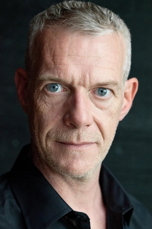 Stéphane Cornicard as Dan Morgan