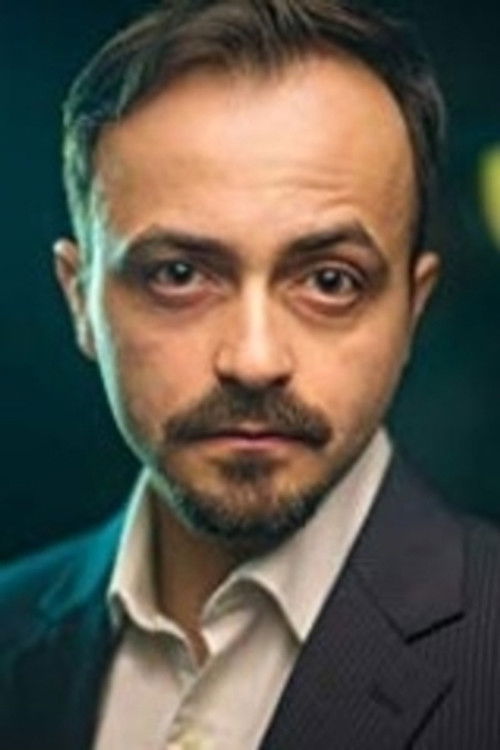 Goran Ivanovski as Kevin