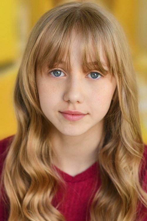 Grace Nettle as Rosa