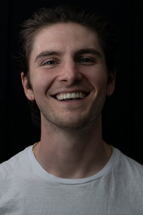 Chris Lovejoy as Dylan