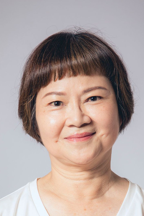 Li-Hsiang Liu Hong as A-Zhe's Mom
