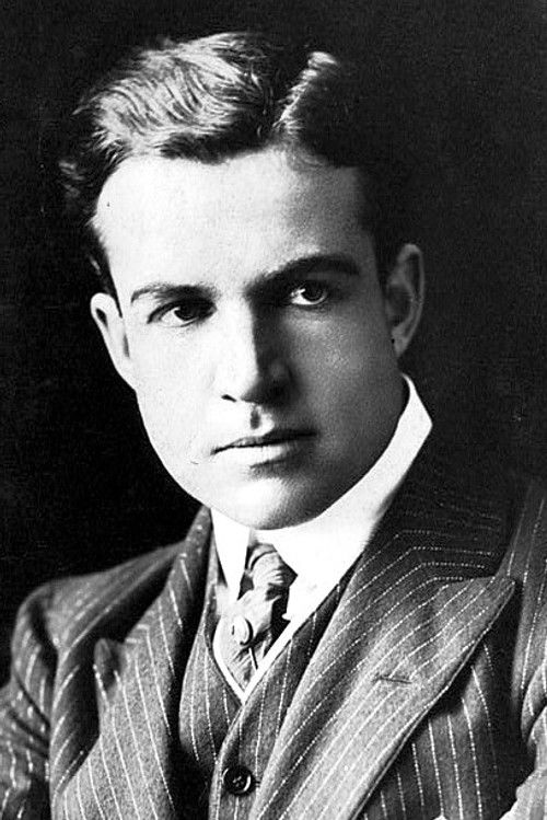 Pell Trenton as Saul Shilpick Jr