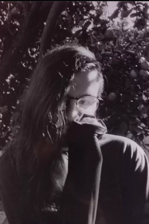 Kim Lobo as Cliente (Figuração)