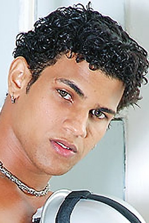 Caio de Castro as (Kai Castro)
