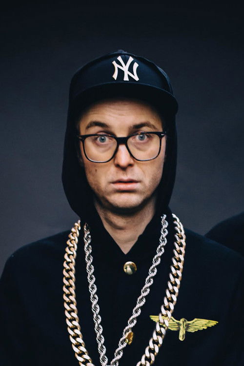 Frej Larsson as Self - Host