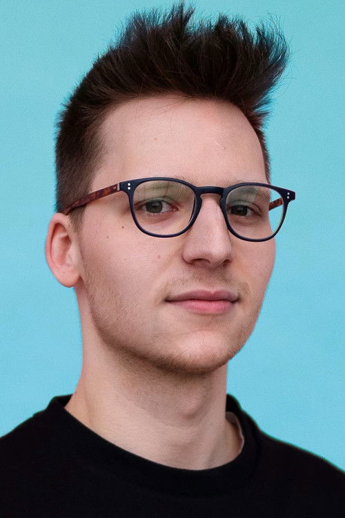 Klengan as Journalist