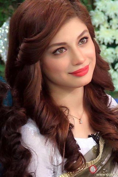 Sidra Batool as Falaq