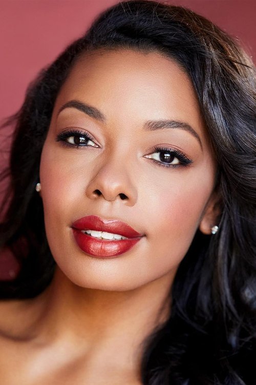 Chasity Saunders as Aloni