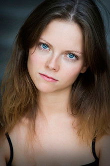 Olga Starchenkova as Anna