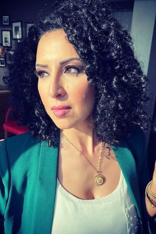 Randa Al Mohandes as دينا