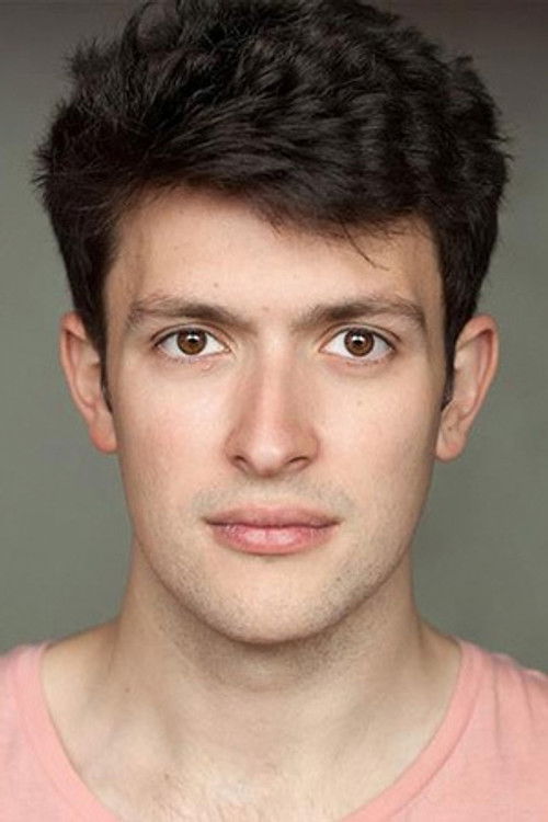 Nicholas Hart as Joey (head)