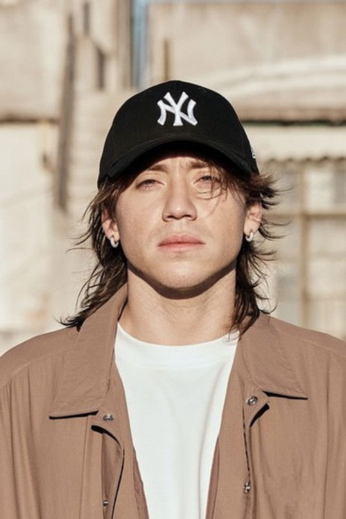 Paulo Londra as Himself