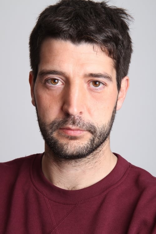 Gerard Oms as Mariano