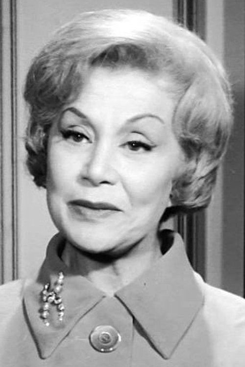 Aimée Mortimer as Gaby Bonnetang