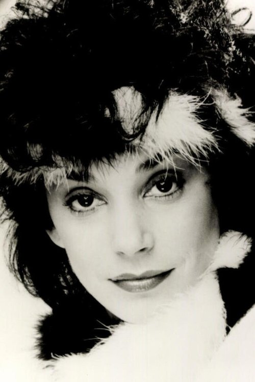 Gillian Scalici as Fanny Ziegfeld