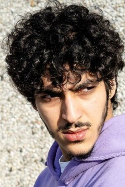 Idries Bensbaho as Morad