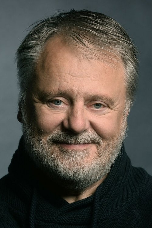 Gábor Máté as Narrator