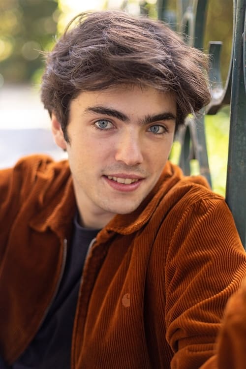 Mathieu Berger as Alex