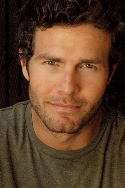 Tom Parker as Justin