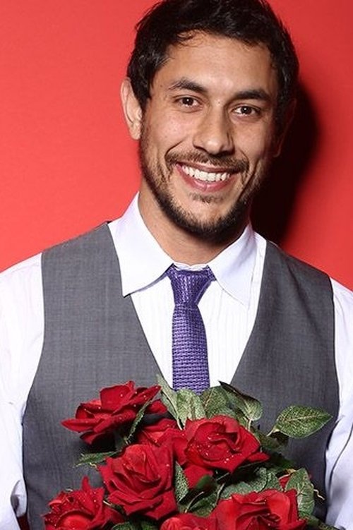 José Henrique Ligabue as Tonho