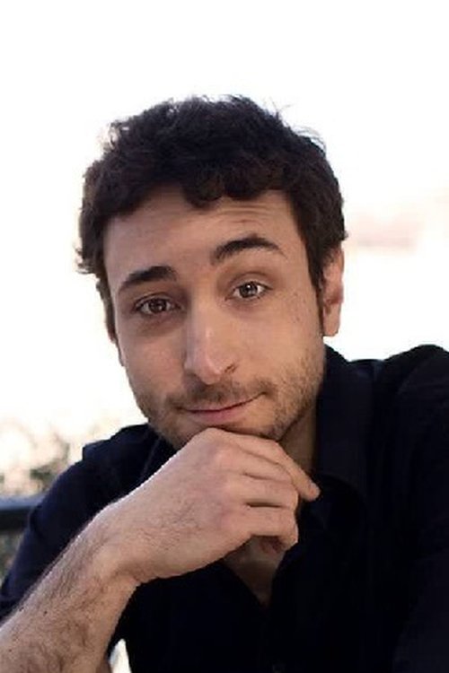 Sebastian Marx as Attendant