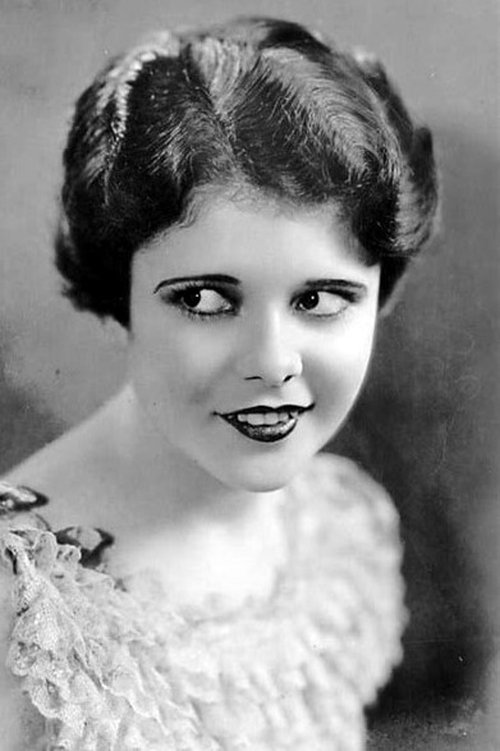 Viola Richard as Passerby