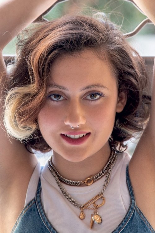 Angeliki Beveratou as Eleftheria